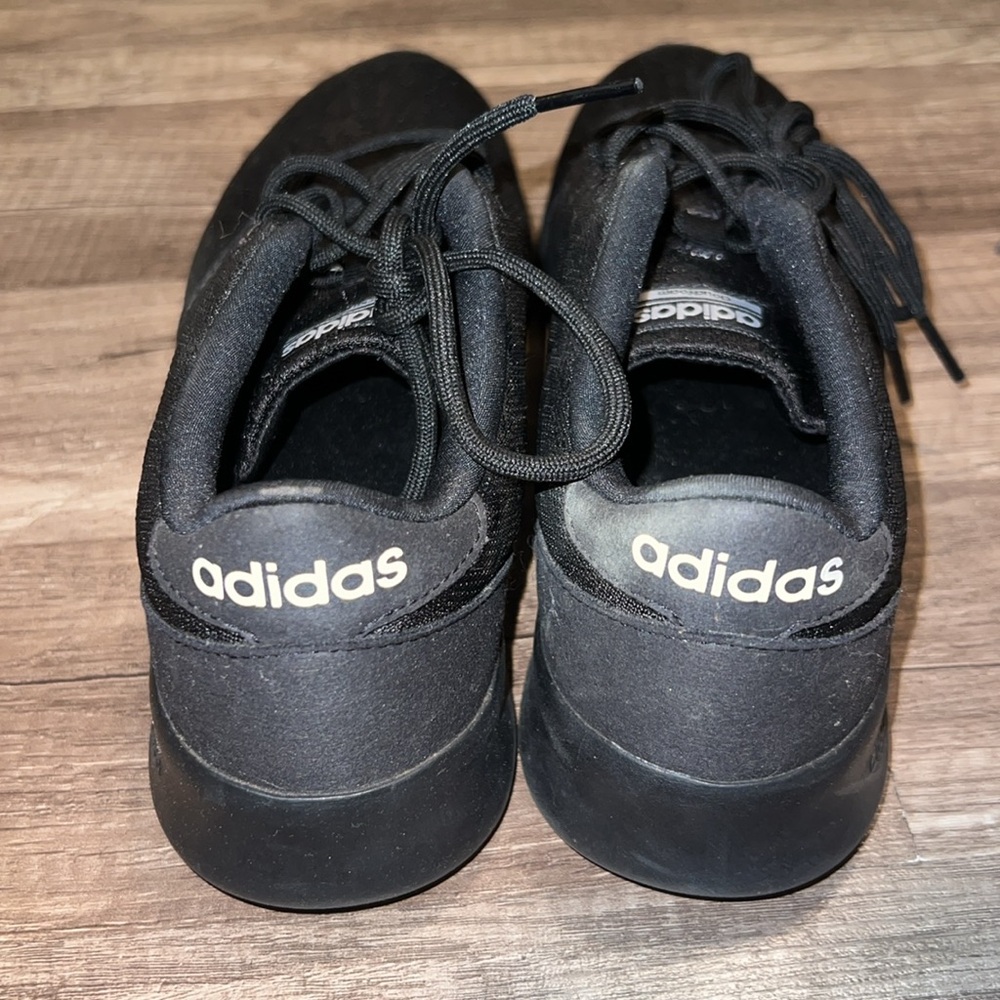 ADIDAS SHOES - Picture 5 of 6